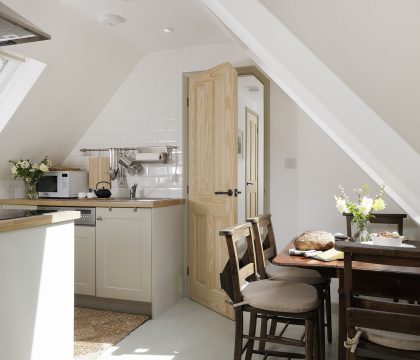 The Old Stables at Broadwell Manor Kitchen/Dining Area - StayCotswold