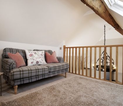 The Staircase Mezzanine - StayCotswold