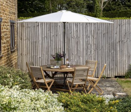Coleman's Elm Garden - StayCotswold
