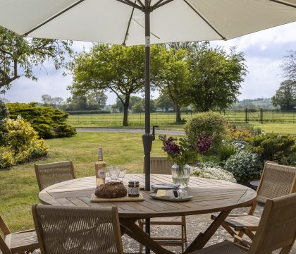 Coleman's Elm Garden - StayCotswold
