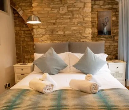 The Old Sweet Shop Master Bedroom - StayCotswold