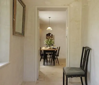 The Gatehouse Hallway To Kitchen/Dining Room - StayCotswold
