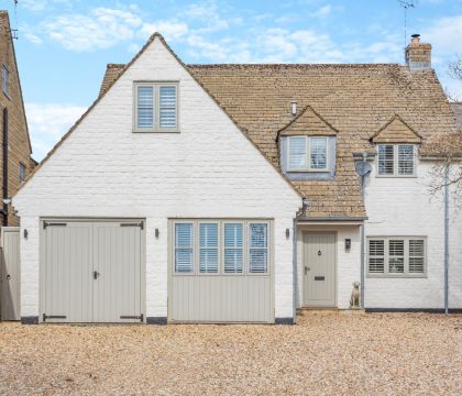 Honeysuckle House - StayCotswold