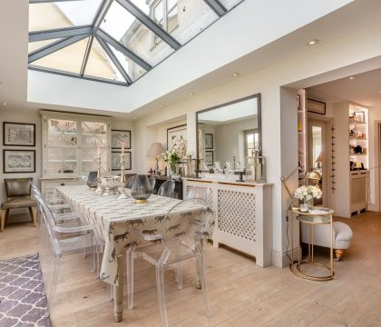 Honeysuckle House dining area - StayCotswold