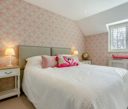 Honeysuckle House bedroom 4 - StayCotswold