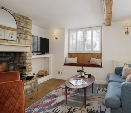 The Roost Sitting Room - StayCotswold