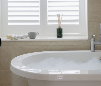 The Roost Bathroom - StayCotswold