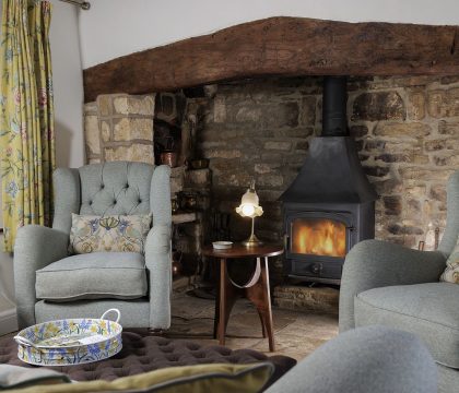 Glebe Cottage Living Room - StayCotswold