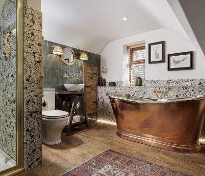 Glebe Cottage Ensuite Bathroom - StayCotswold