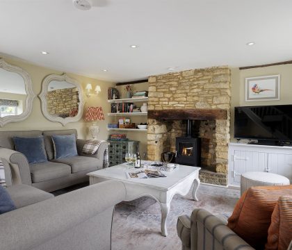 Appletree Cottage Sitting Room - StayCotswold