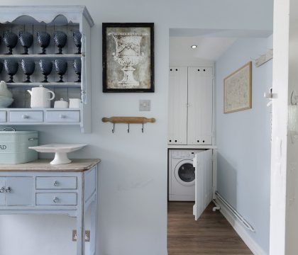 Appletree Cottage Kitchen - StayCotswold