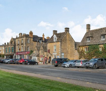 Bourton-on-the-Water - StayCotswold