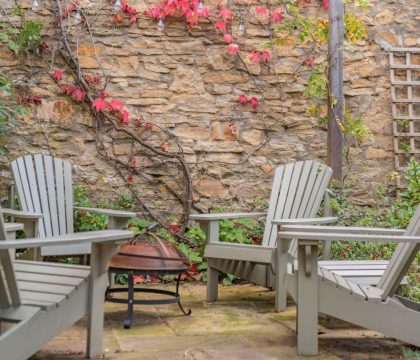 Garden Cottage Firepit - StayCotswold