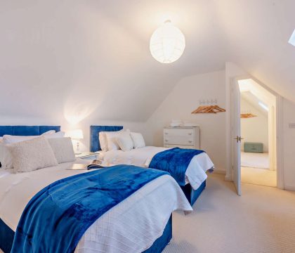 Myrtle House Bedroom 3 - StayCotswold