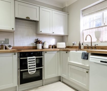 Norton Cottage Kitchen - StayCotswold