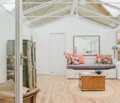 Myrtle House Conservatory - StayCotswold
