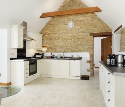 Hook Norton Barn Kitchen - StayCotswold