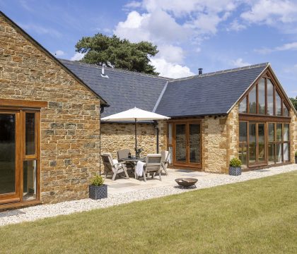 Hook Norton Barn - StayCotswold
