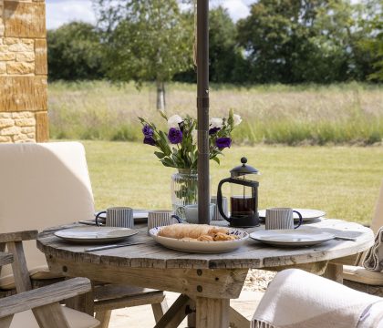 Hook Norton Barn - StayCotswold
