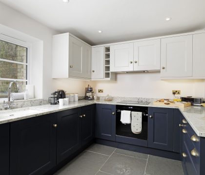 Bank Cottage Kitchen - StayCotswold