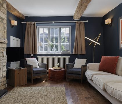 The Bakehouse Sitting Room - StayCotswold