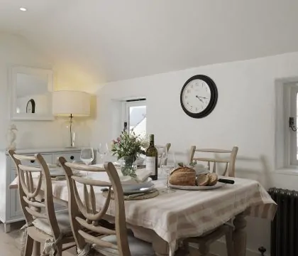 Flat 2 Martins House Kitchen - Staycotswold