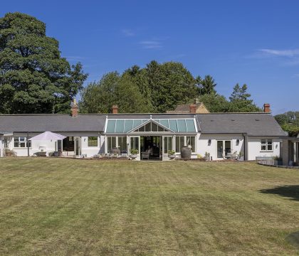 Gardeners Cottage - StayCotswold