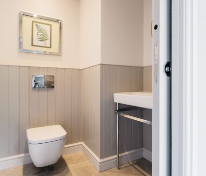 The Barn at High Gables Cloakroom - StayCotswold