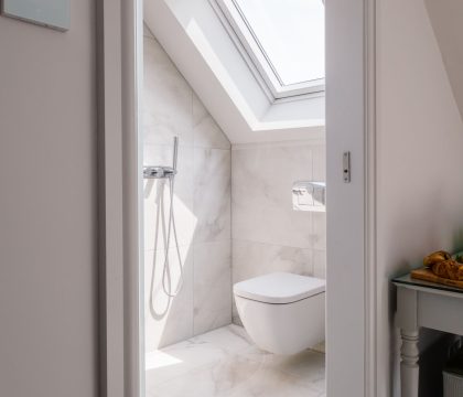 The Barn at High Gables Bedroom 2 Ensuite - StayCotswold