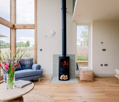 The Tractor Shed Sitting Area - StayCotswold