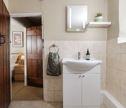 Lavender Cottage Shower Room - StayCotswold