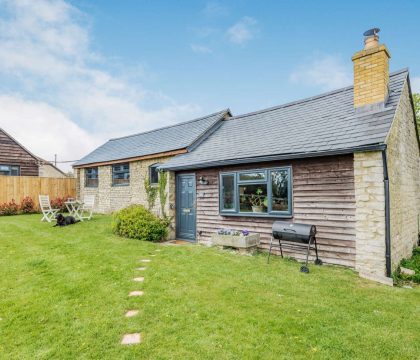 Honey Cottage - StayCotswold