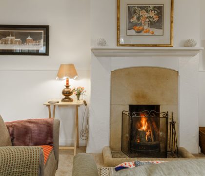 Clares Cottage Sitting Room - StayCotswolds