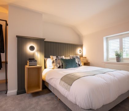 Devon House Cottage Bedroom 2 - StayCotswold