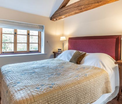 River Cottage Master Bedroom - StayCotswold