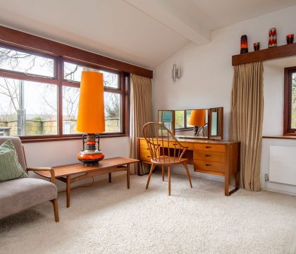 The Pool House Master Bedroom - StayCotswold