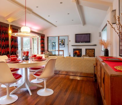 The Pool House Dining Area - StayCotswold