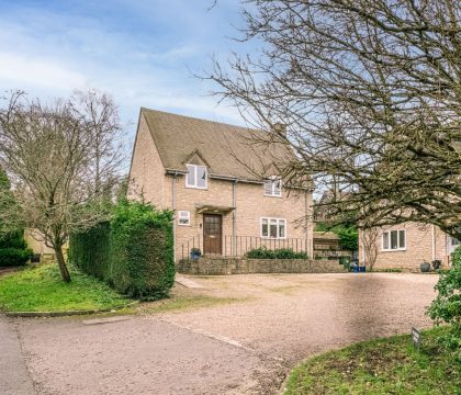 Mulberries - StayCotswold