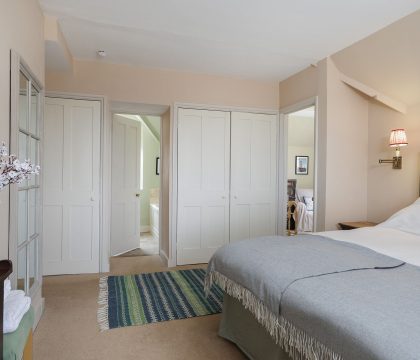 Cotswold Cottage Master Bedroom - StayCotswold
