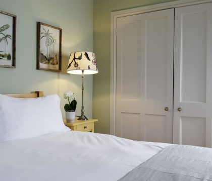 Cotswold Cottage Bedroom 4 - StayCotswold