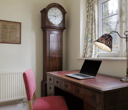 Cotswold Cottage Study - StayCotswold