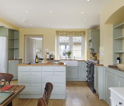 Cotswold Cottage Kitchen - StayCotswold