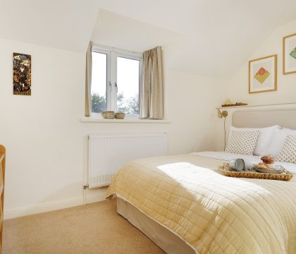 Coleman's Elm Bedroom 2 - StayCotswold