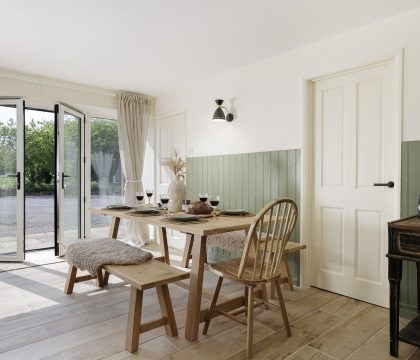 Coleman's Elm Dining Area - StayCotswold