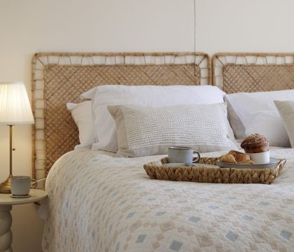 Coleman's Elm Bedroom 3 - StayCotswold