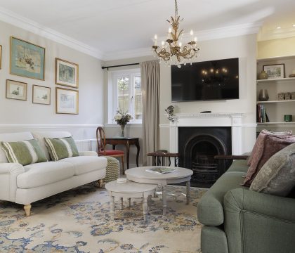 3 & 4 Hawthorn Cottages Sitting Area - StayCotswold