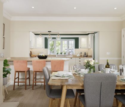 3 & 4 Hawthorn Cottages Dining/Kitchen Area - StayCotswold
