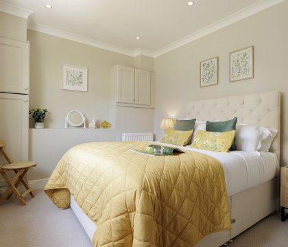 3 & 4 Hawthorn Cottages Bedroom 5 - StayCotswold