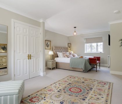 3 & 4 Hawthorn Cottages Master Bedroom - StayCotswold