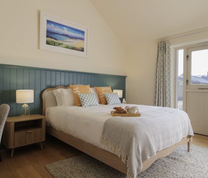 The Mews at Sturt Farm Master Bedroom - StayCotswold